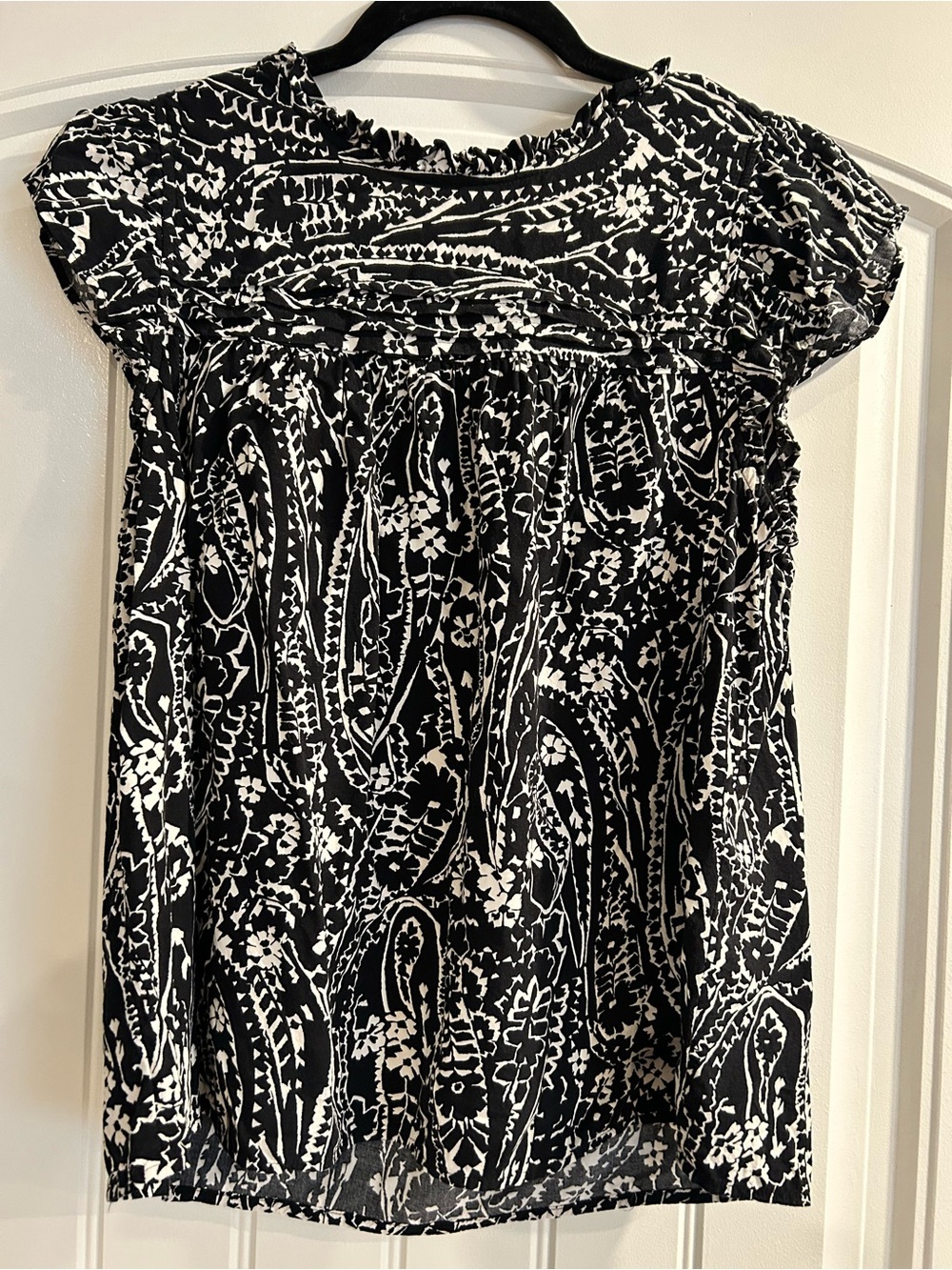 Loft Ladies Blouse Short Sleeve Black and White